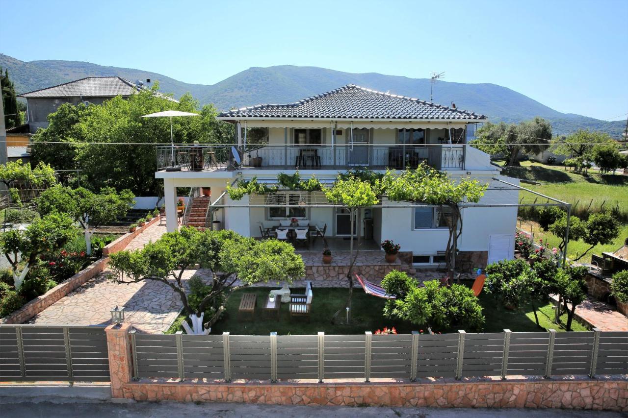 Apartamento "Elegant & Quiet House" Igoumenitsa Exterior foto
